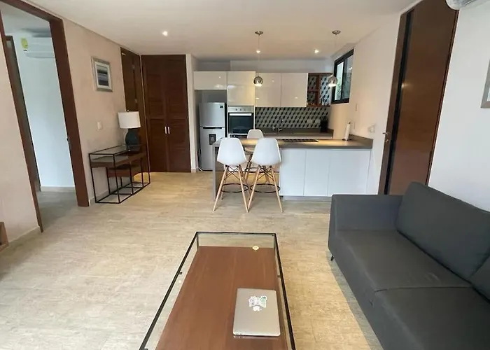 Apartment Free Shuttle To Great And Condo!