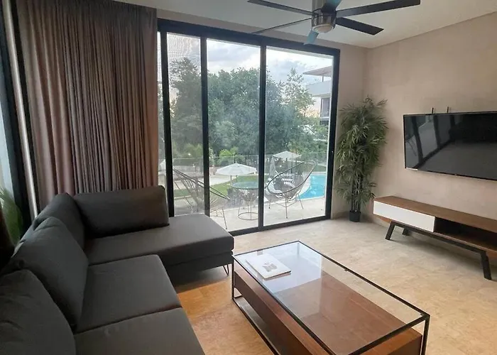 Free Shuttle To Great And Condo! Tulum